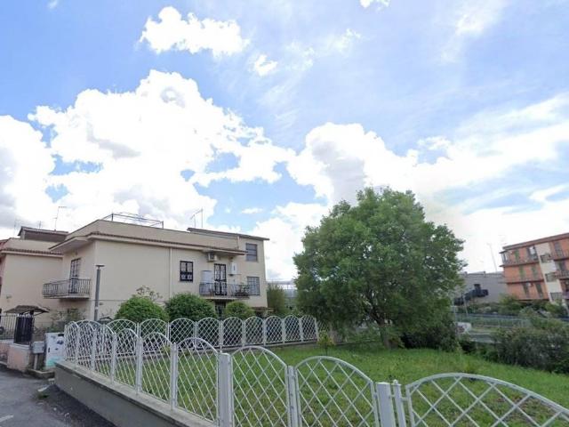 Appartamento in affitto a Villaggio Breda, Roma Capitale