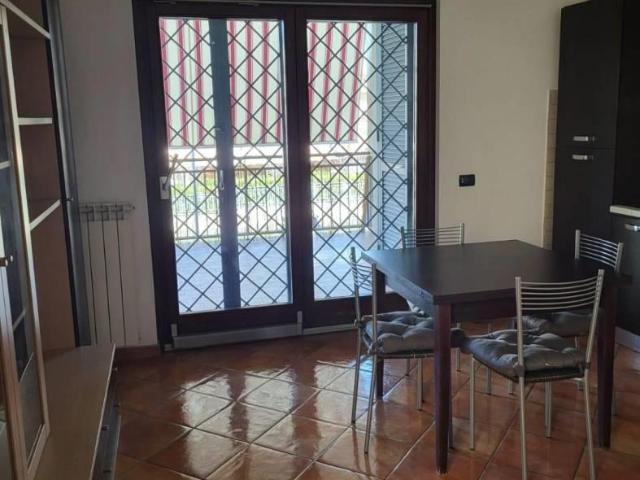 Appartamento in affitto a Mostacciano, Roma Capitale