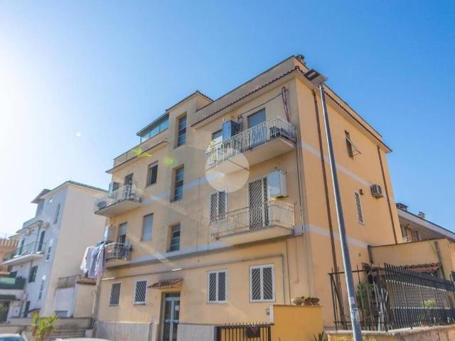 Appartamento in affitto a Villaggio Breda, Roma Capitale