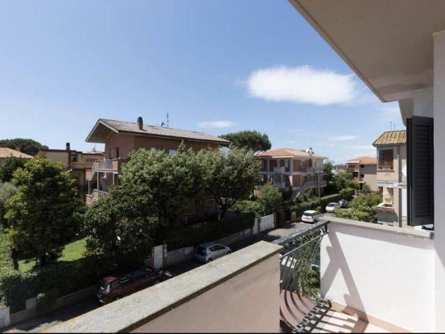 Appartamento in affitto a Primavera, Roma Capitale