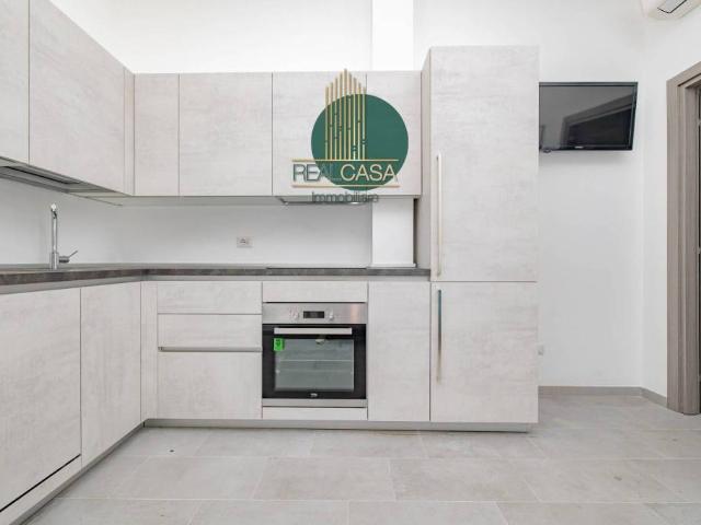 Appartamento in affitto a Municipio 9, Milano