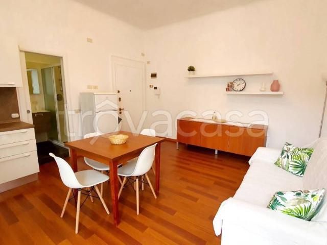 Appartamento in affitto a Municipio 8 di Milano, Milano