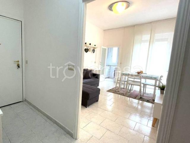 Appartamento in affitto a Foppette, Milano