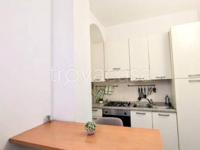 Appartamento in affitto a Municipio 9, Milano