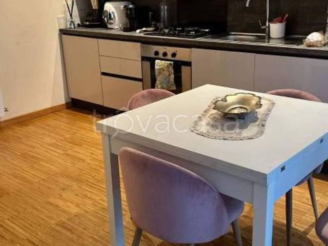 Appartamento in affitto a Municipio 4, Milano