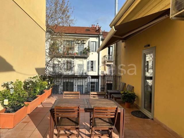 Appartamento in affitto a Municipio 9, Milano