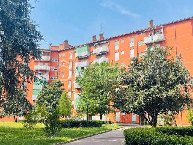 Appartamento in affitto a Municipio 4, Milano