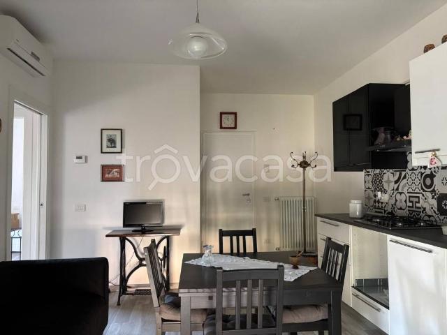 Appartamento in affitto a Cantone, Noceto