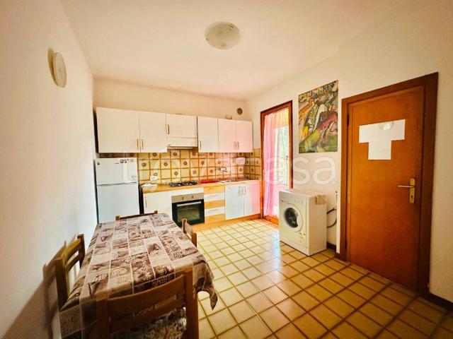 Appartamento in affitto a Santa Lucia, Cenerente