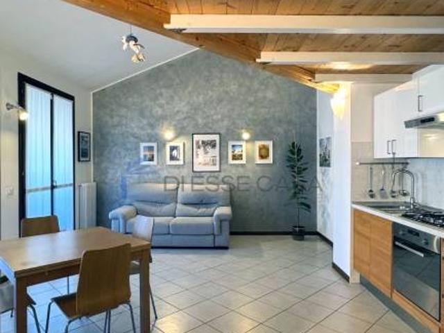 Appartamento in affitto a Castelletto, Senago