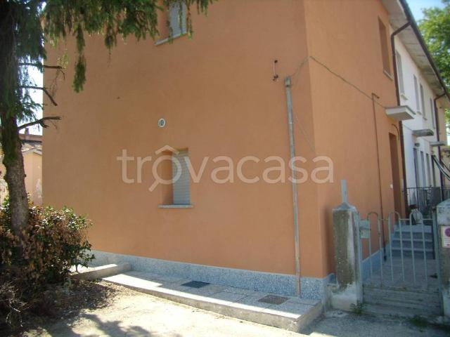 Appartamento in affitto a Valle Salimbene, Lombardia