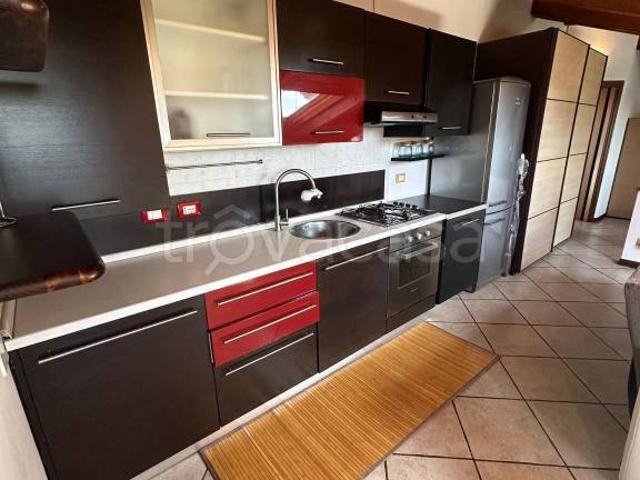 Appartamento in affitto a Arcore, Lombardia