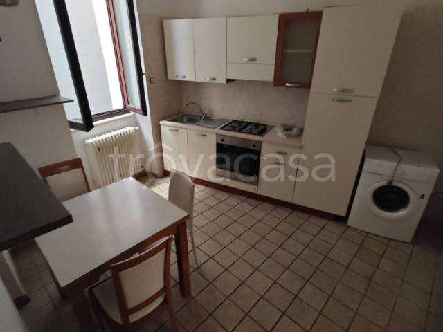 Appartamento in affitto a Pagnano, Asso