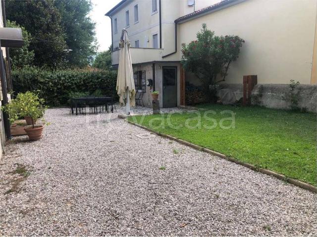 Villa Indipendente in affitto a Vittorio Veneto, Veneto