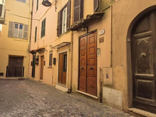 Villa Indipendente in affitto a Borgo Medievale, Roma Capitale