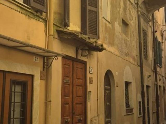 Villa Indipendente in affitto a Borgo Medievale, Roma Capitale