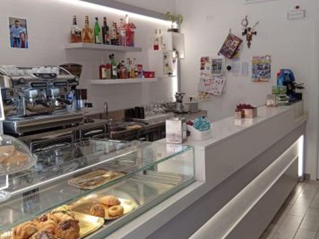 Locale Commerciale in affitto a Vallone, Francavilla Al Mare
