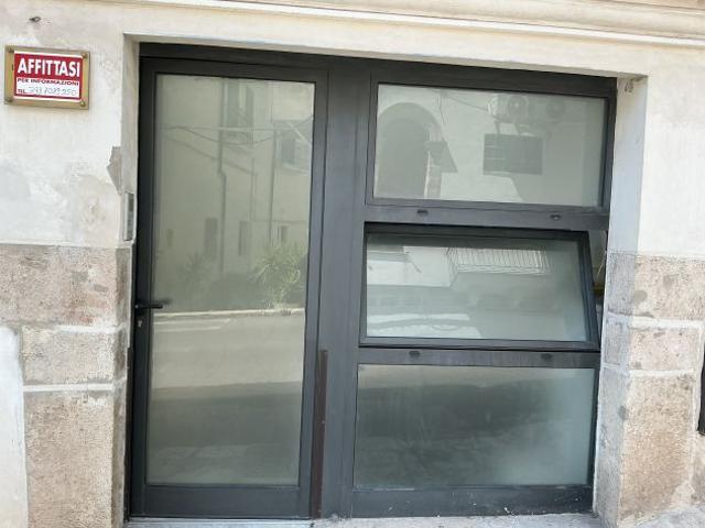 Ufficio in affitto a Puglia, Taranto