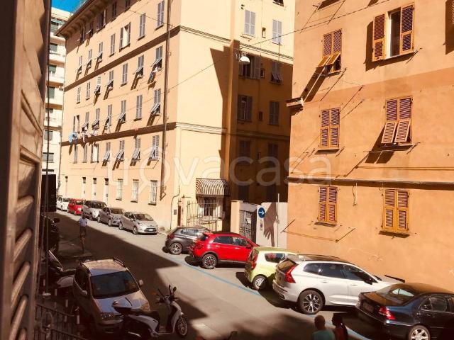 Monolocale in affitto a Medio Levante, Serra Riccò