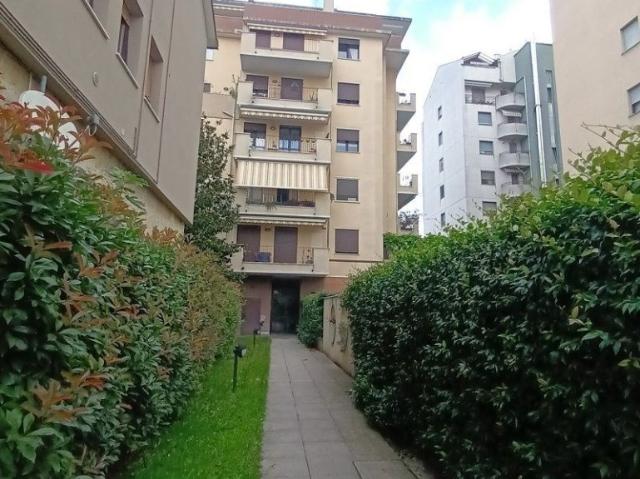 Monolocale in affitto a Municipio 9, Milano