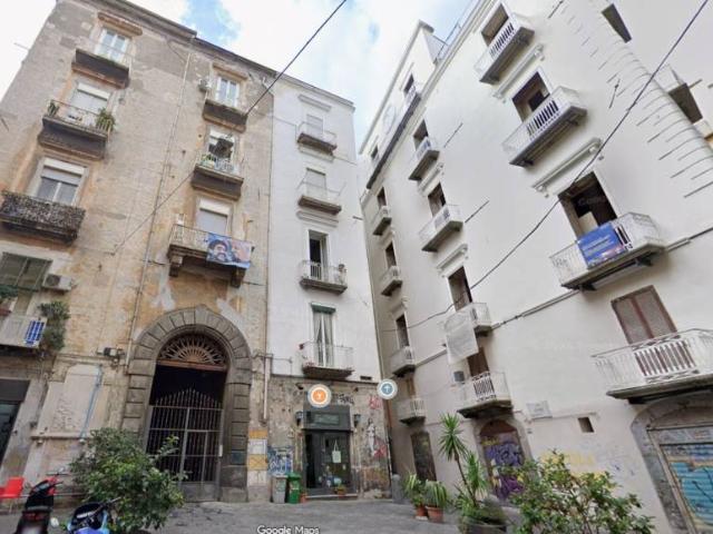 Palazzo in affitto a Municipalità 2, Campania