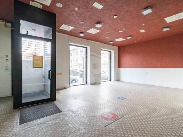 Palazzo in affitto a Circoscrizione 7, Piemonte