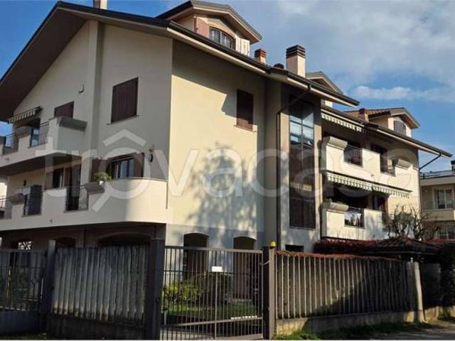 Appartamento in affitto a Cernusco Sul Naviglio, Lombardia