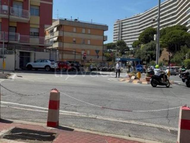 Appartamento in affitto a Medio Levante, Serra Riccò