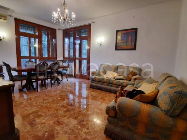 Appartamento in affitto a Santa Maria Nuova, Re