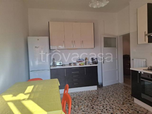 Appartamento in affitto a Santo Stefano, Bologna