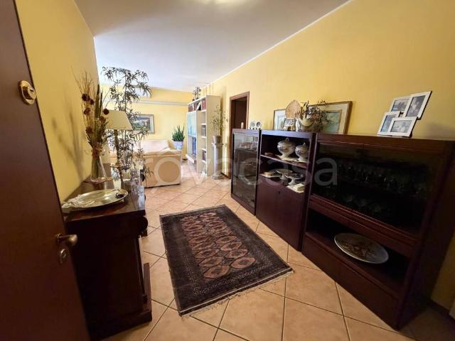 Appartamento in affitto a Cesano Maderno, Lombardia