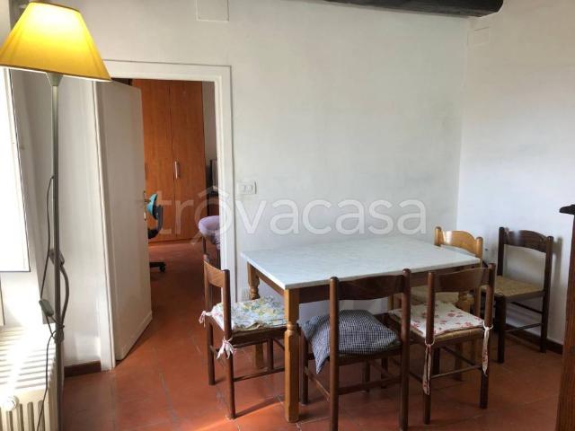 Appartamento in affitto a Sant'Erminio, Cenerente