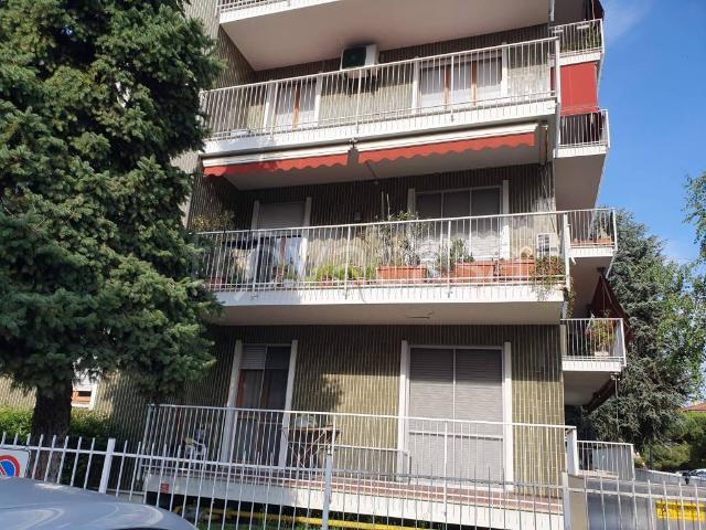 Appartamento in affitto a Peschiera Borromeo, Lombardia