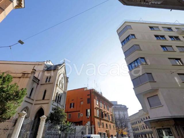 Appartamento in affitto a Municipio Roma I, Roma Capitale