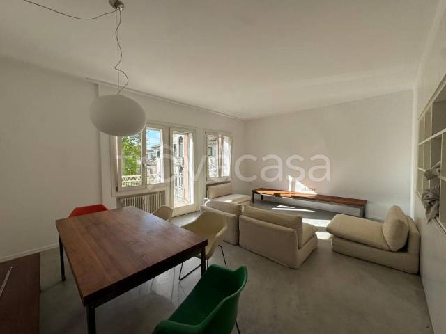 Appartamento in affitto a Treviso, Veneto