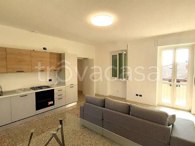 Appartamento in affitto a Sesona, Vergiate
