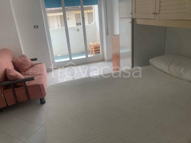 Appartamento in affitto a Bivona, Calabria