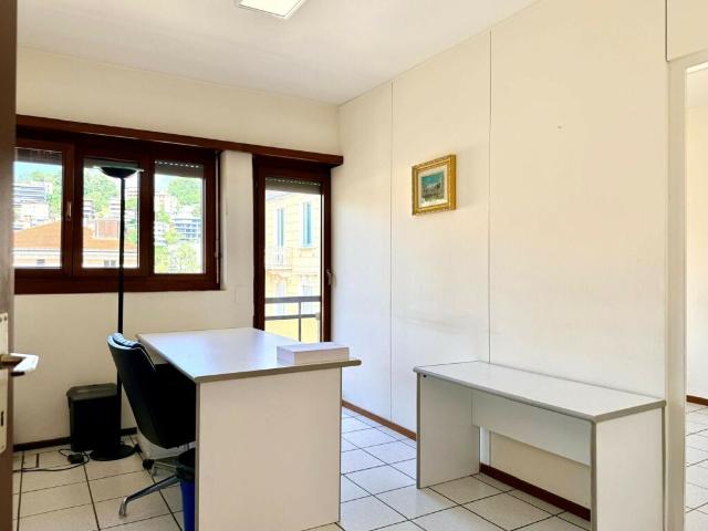 Büro mieten in Aldesago, Tessin