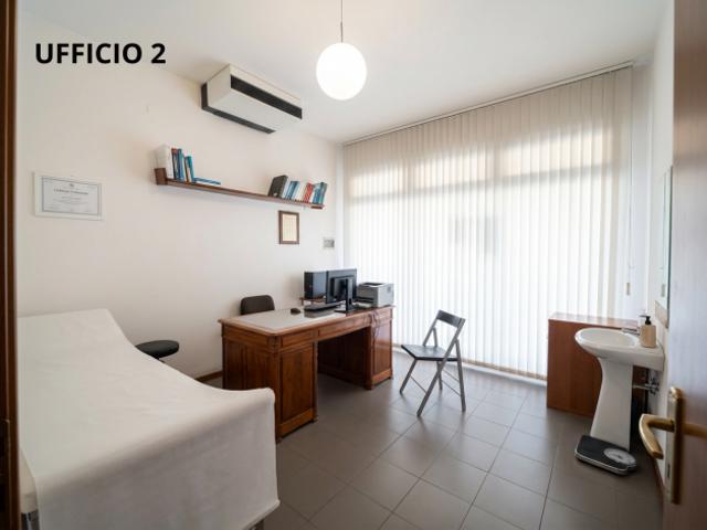 Ufficio in affitto a Tombolo, Padova
