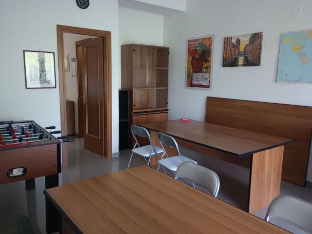 Ufficio in affitto a Avellino, Campania