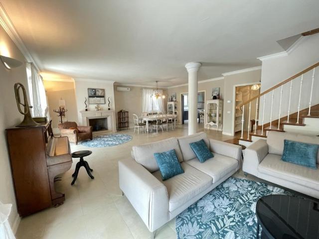 Villa Indipendente in affitto a Marina di Pietrasanta, Tonfano