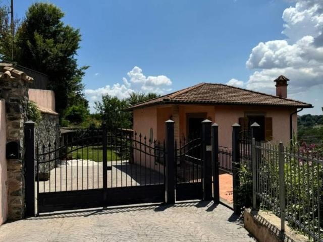 Villa Indipendente in affitto a Roma Capitale, Lazio