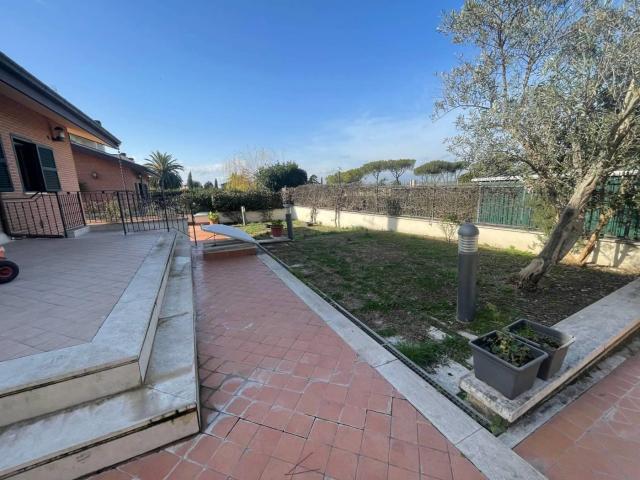 Villa Indipendente in affitto a Roma Capitale, Lazio