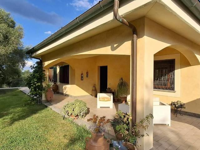 Villa Indipendente in affitto a Roma Capitale, Lazio