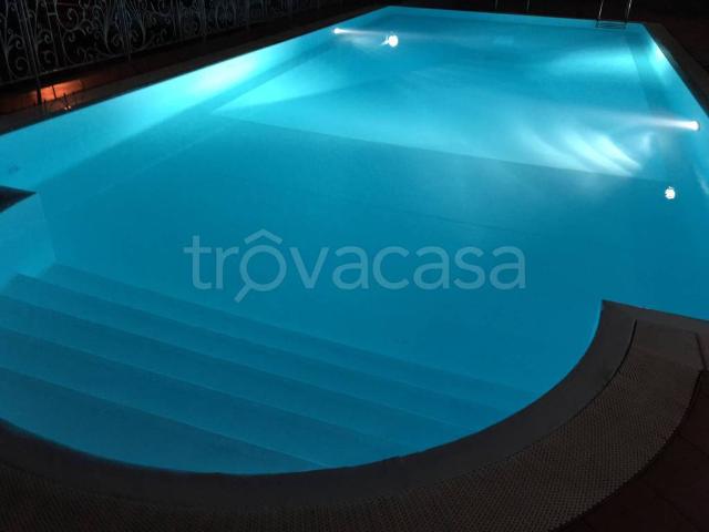 Villa Indipendente in affitto a Ospedaletti, Liguria