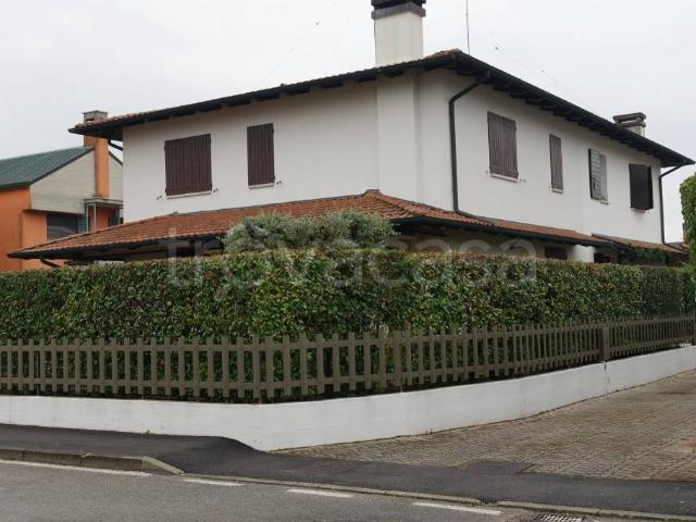 Villa Indipendente in affitto a Stra, Veneto