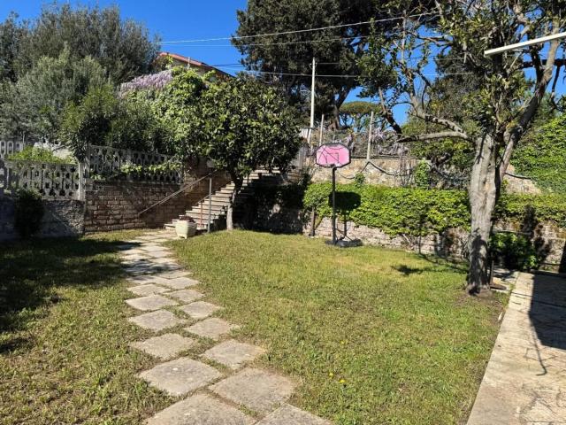 Villa Indipendente in affitto a Villa Claudia, Roma Capitale