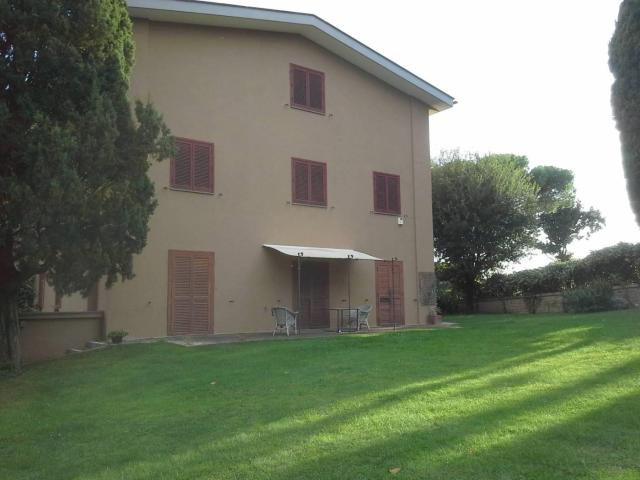 Villa Indipendente in affitto a Municipio Roma XV, Roma Capitale
