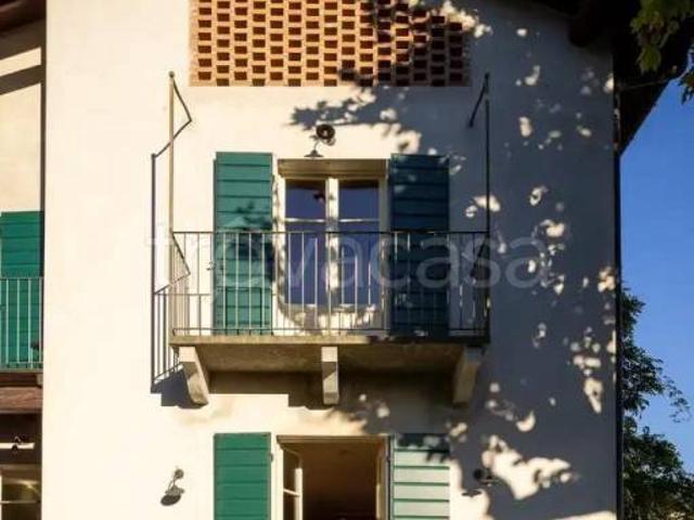 Villa Indipendente in affitto a La Bassa, Varese