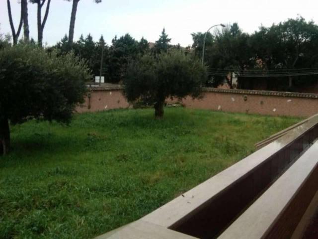 Villa Indipendente in affitto a Spinaceto, Roma Capitale